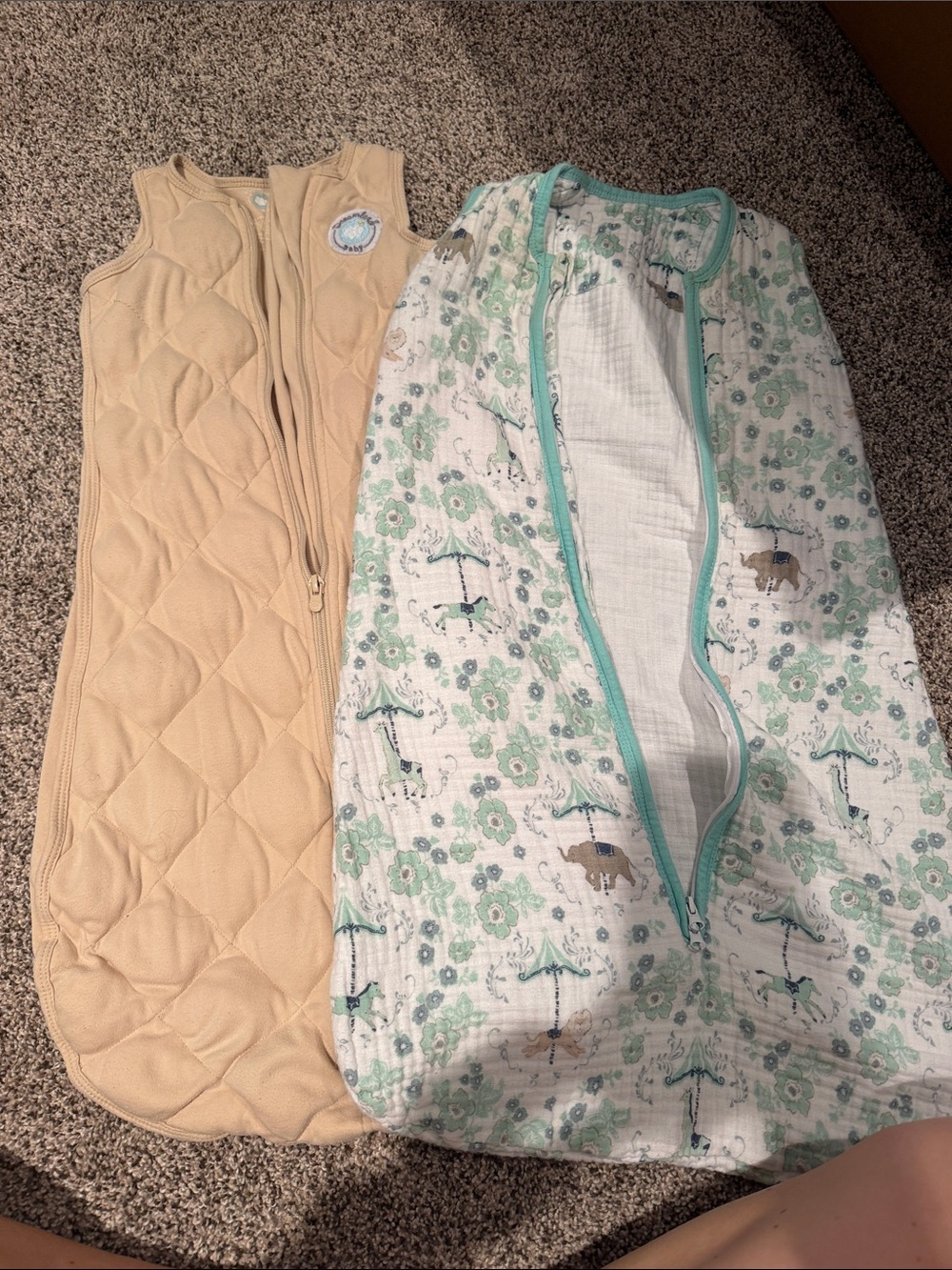 Kids Sleep Set - Beige Quilted & Mint Floral Print